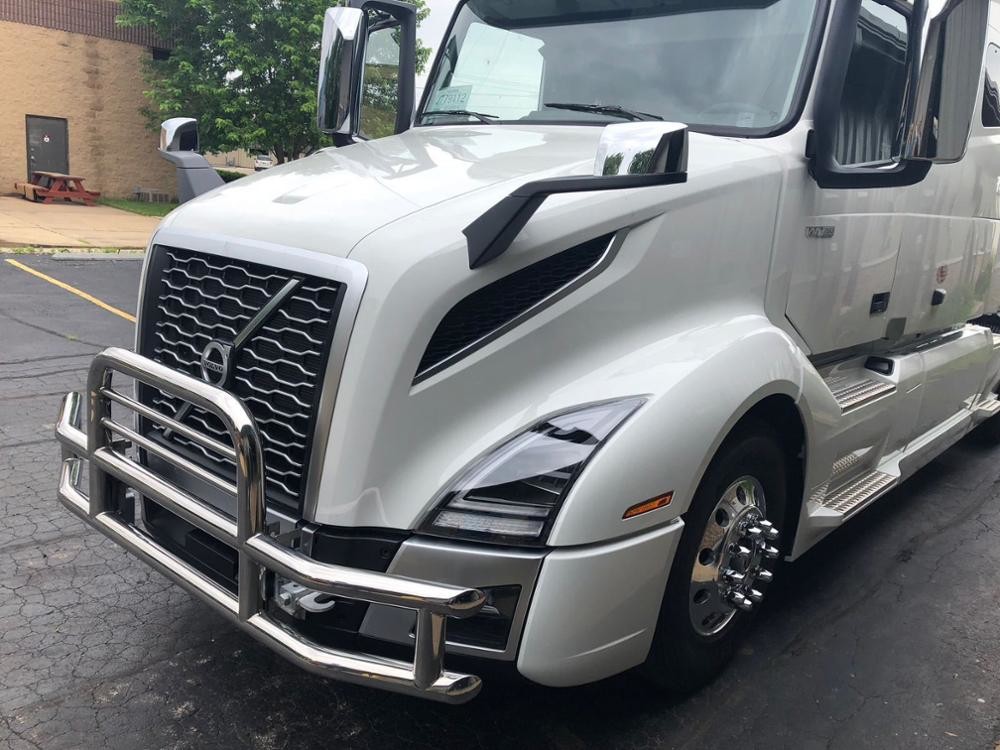 Anti Corrosion Truck Deer Guard Big Rig Deer Bumper Guard For Freightliner Cascadia