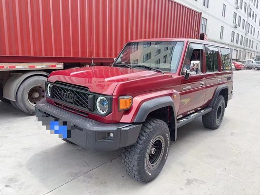 トヨタ 車のフロントグリル LC 76 2008-2023 2024 サラウンドに変更