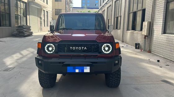 トヨタ 車のフロントグリル LC 76 2008-2023 2024 サラウンドに変更