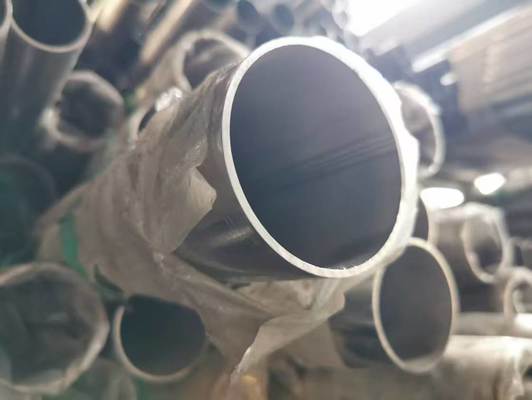 新型効率の高い車 フロント スチール ブールバー ライト付き ハイアース フォード ジープ Mitsushi Lc200 トヨタ ニッサン フォード ジープ トヨタ ヒルックス F150 イスズウ ハイアース Mitsubishi ジープ GMC 大壁 フォルクスワーゲン