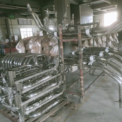 新しいEasy Car フロントステンレス スタール フロントバンパー ブルバー ライト付き トヨタ ヒルックス ビゴ レボ ロッコ 日産 NP300 ナバラ イスズウ 三?? フォルクスワーゲン フォード F150 ラプター レンジャー