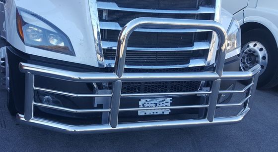 ドングスイ工場 新型半トラック バンパー 鹿ガード 貨物船 カスカディア ボルボ 国際 プロスター ケンワース ピータービルト マック ピナクル