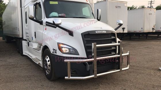 OEMの製造業者の卸し売り大型トラックのシカの監視バンパー、半グリルの監視33.5kgは0.4 CBMを重くする