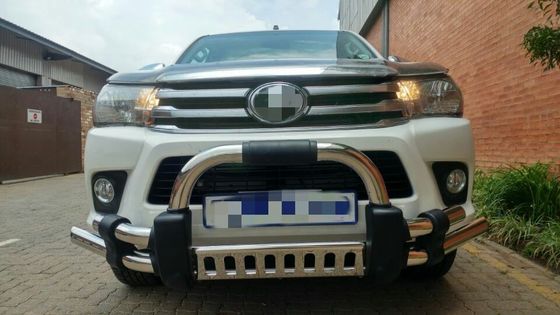 100%は強力な4X4 Bullbarのトヨタ・ハイラックスRevoのためのフロント・バンパ棒をテストしました