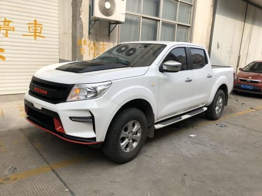 Nissan Navara NP300 2015+のための車のChromeのキットの耐久財