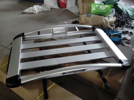 Dongsui車のルーフ ラックのアルミニウム銀製様式は100%テストされた非常に耐久を柵で囲みます