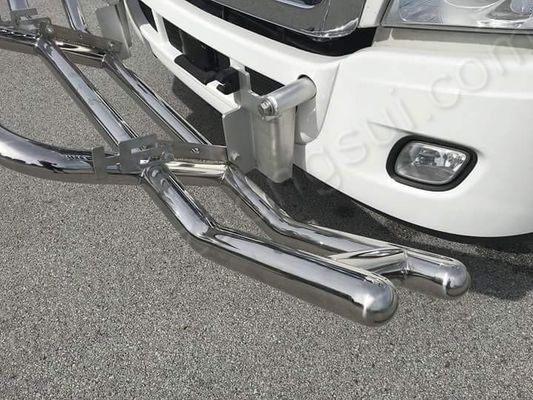304頭のS/Sのアメリカの半大きいトラックの重いButyの身体部分のための熱い販売のシカの監視バンパー