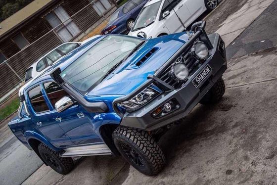 土地の巡洋艦200のトラックのBull棒4x4鋼鉄重いフロント・バンパのグリルの監視