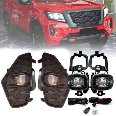 Navara日産NP300のヘッドライトの尾ライトLED昼間の走行灯DRLの霧ランプ